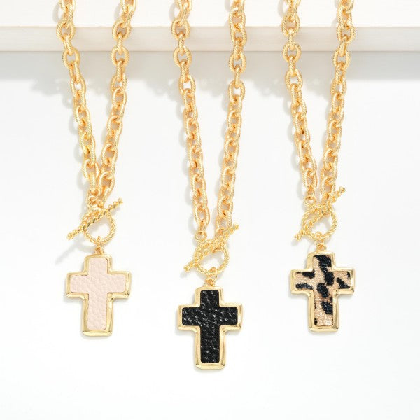 Twisted Link Chain Link Necklace Vegan Leather Cross Pendant & Toggle Clasp 162054