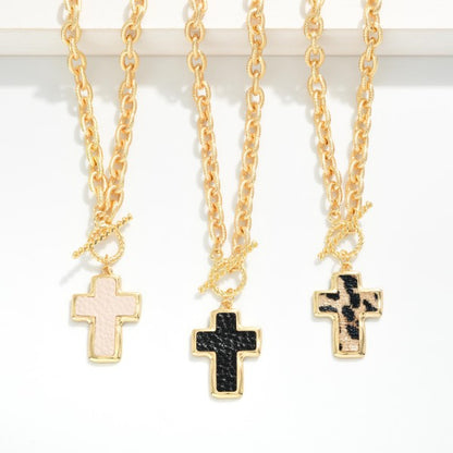 Twisted Link Chain Link Necklace Vegan Leather Cross Pendant & Toggle Clasp 162054