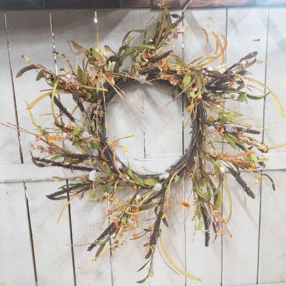Vintage Daisy Wreath 27in W